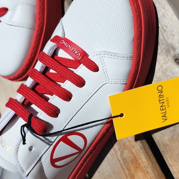 Authentic Valentino Platform Sneaker - Picture 3 of 5